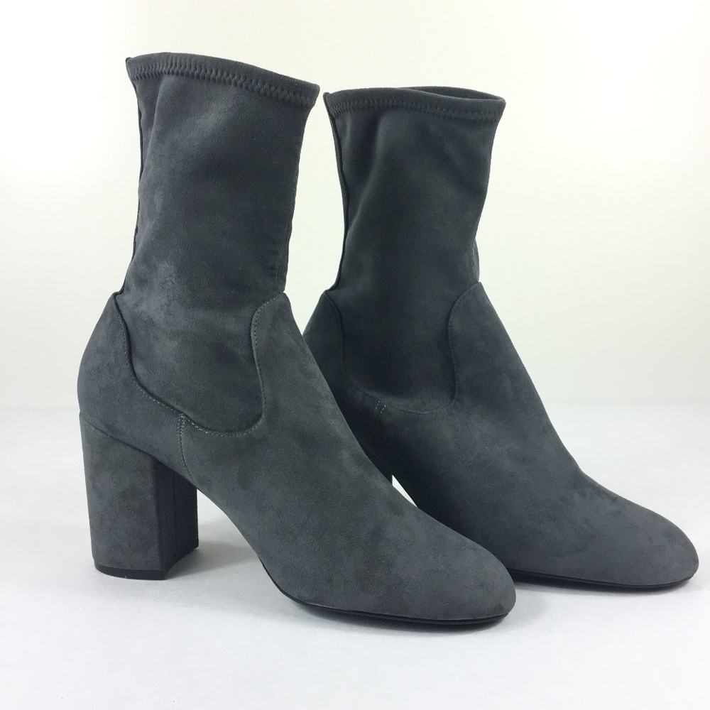 Halogen  9.5 M Jacy Stretch Sock Suede Bootie